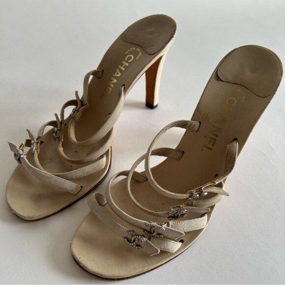 Rare Chanel Iconic "CC" Rhinestone Metallic Leather Sandal Heels size 40 - Picture 5 of 13